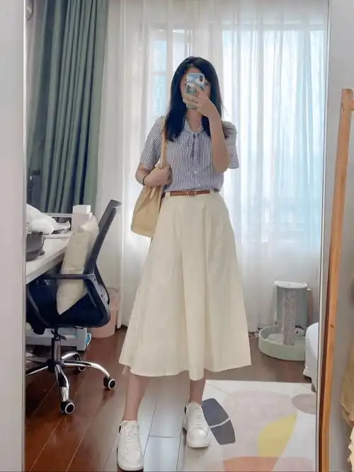 原创这样穿裙子小白鞋就是比别人时髦好看