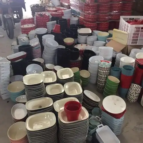 2元店批发摆地摊特卖手绘陶瓷汤碗盘子碟子库存杂货日用百货