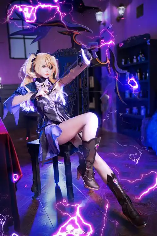 【原神丶菲谢尔cos正片】#菲谢尔##cosplay#摄影:暖暖后期:三页笑力