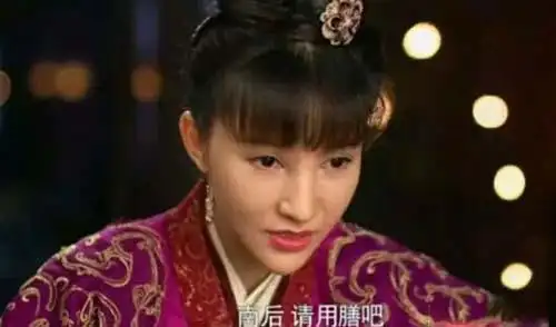芈月传里的整容脸女配角频出镜 丫鬟公主齐变脸?