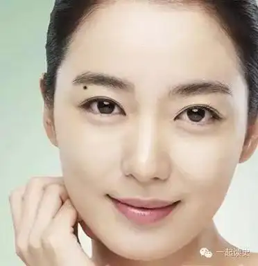 女人发际线正中有痣好不好_达一风水网