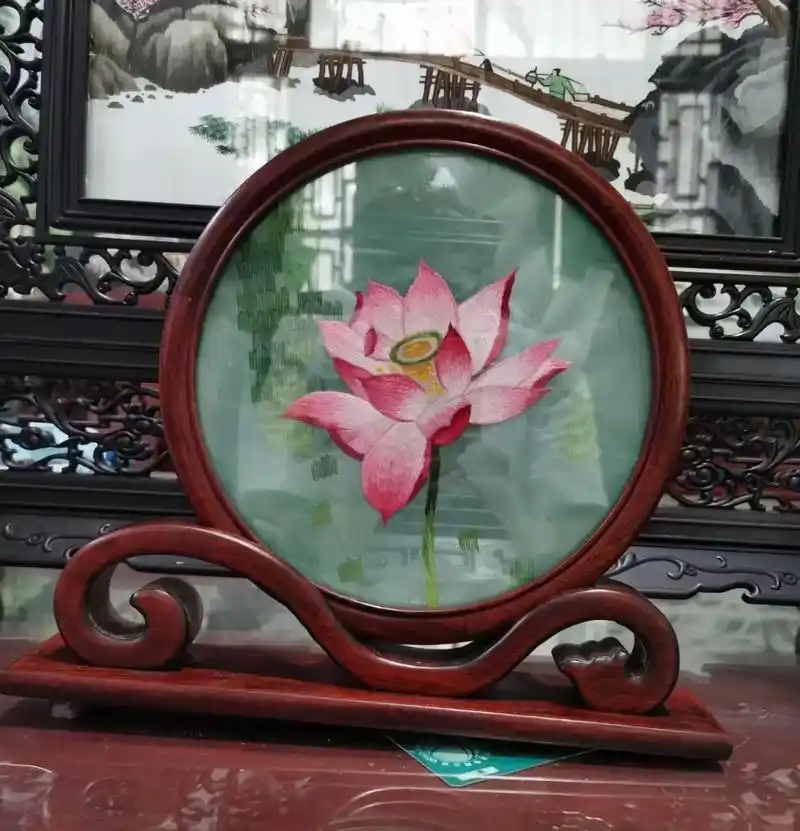 手工刺绣如意摆件 - 抖音