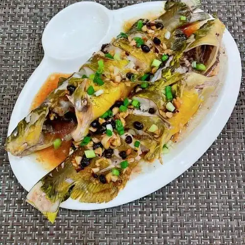 蒜蓉豆豉蒸黄骨鱼
