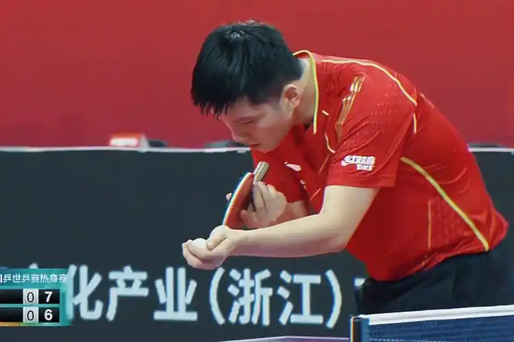 樊振东一些他的接发球瞬间