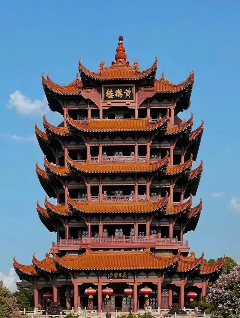 黄鹤楼～#每一张照片都是满满的回忆和足迹 #愿所有的美好和 - 抖音