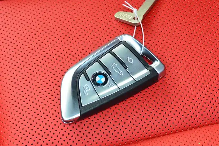 宝马8系车尾-座椅-气囊-易车