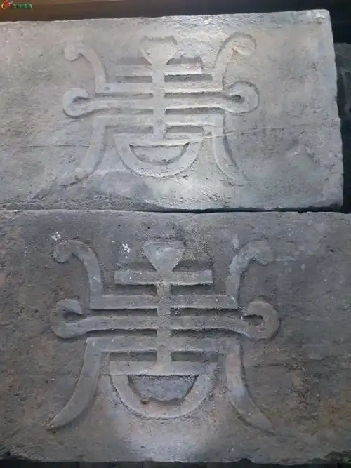 03清代老青砖寿字图案保存完整