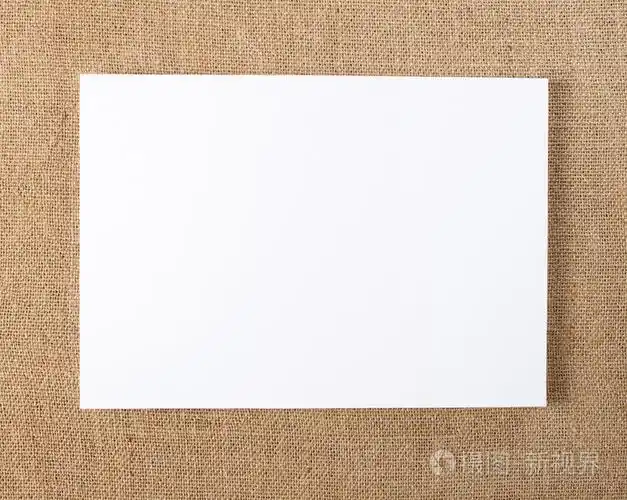 空白的传单海报上麻布背景替换您的设计