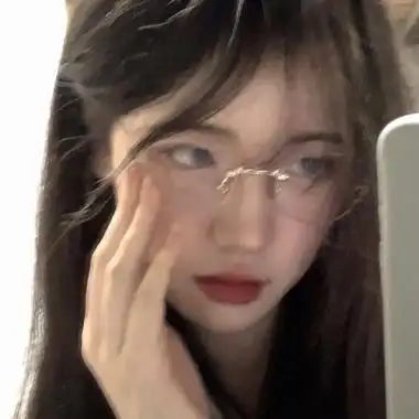 女头ins小众冷淡风高清真人图片_女生头像_美头网