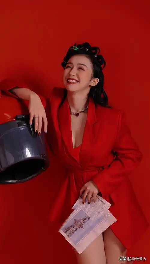 张曼源楼奶张曼源开花什么梗