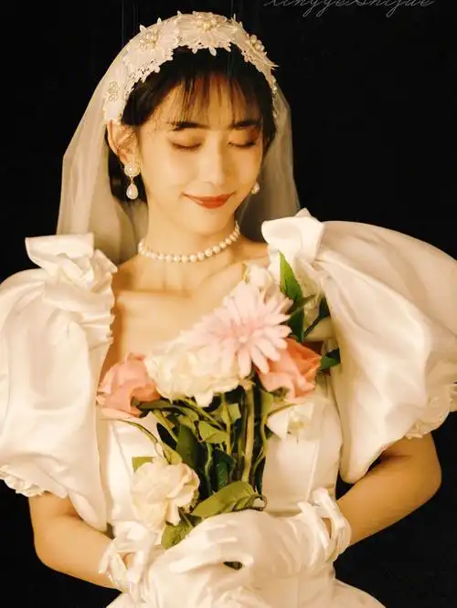 八十年代复古婚纱照i看到了妈妈的样子