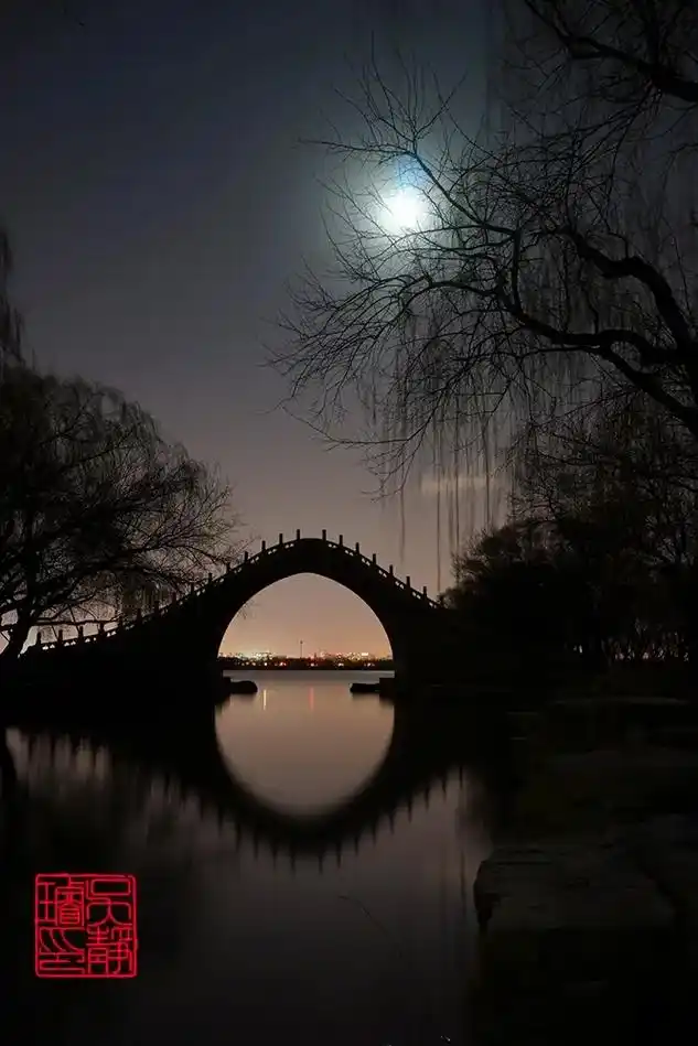 颐和园夜色美#颐和园#夜色#美景#治愈系风景 #唯美意境 # - 抖音