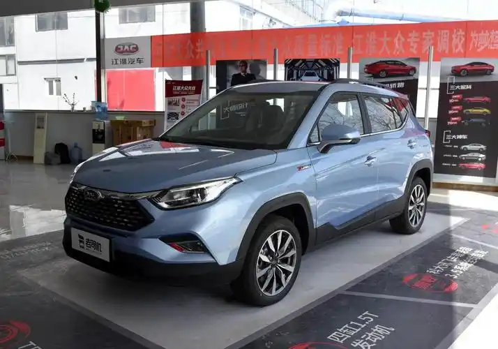 四缸自动挡的suv,价格很亲民加92号汽油,实拍江淮瑞风s4_搜狐汽车