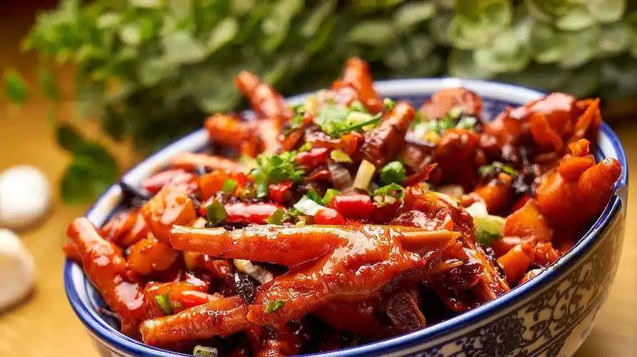 最受年轻人喜爱的鸡爪有哪些做法