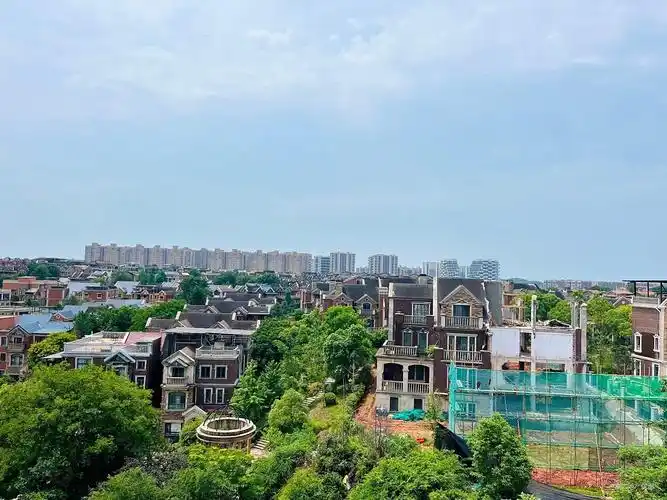 房产网>长沙二手房>天心二手房>奥特莱斯广场二手房>格兰小镇(别墅)>