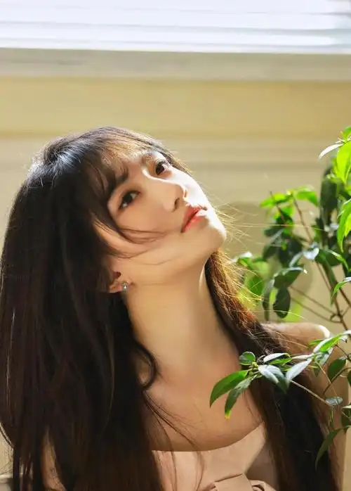 可可爱爱费沁源