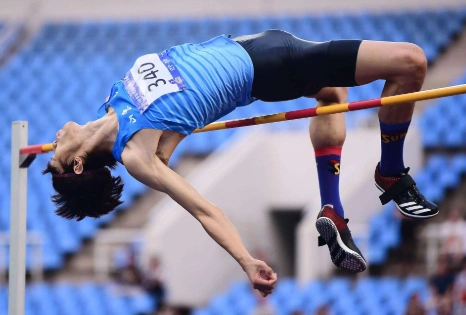 背越式跳高完整的背越式跳高技术