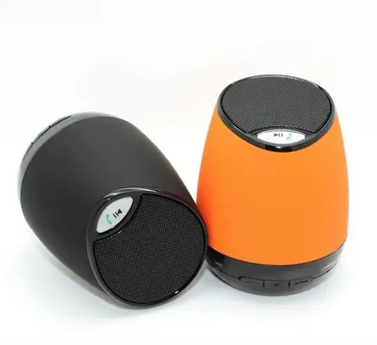 迷你蓝牙音箱 插卡音响 免提通话音响 收音机 音响0