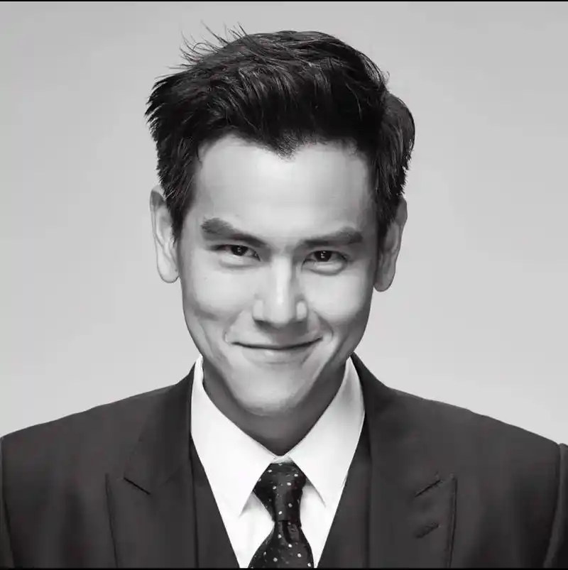 彭于晏 #证件照片 #优质头像 #彭于晏侧颜照 人生很长, - 抖音