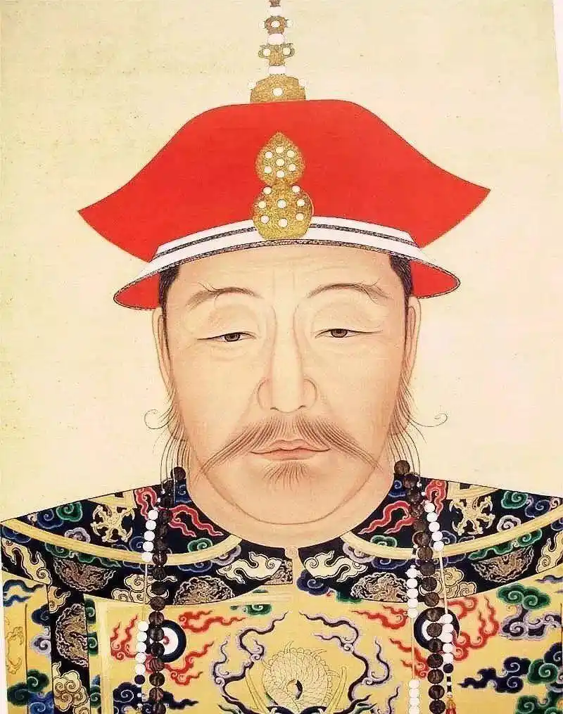 清 《努尔哈赤画像》清太祖努尔哈赤虽然未曾入主故宫,但是他的直男