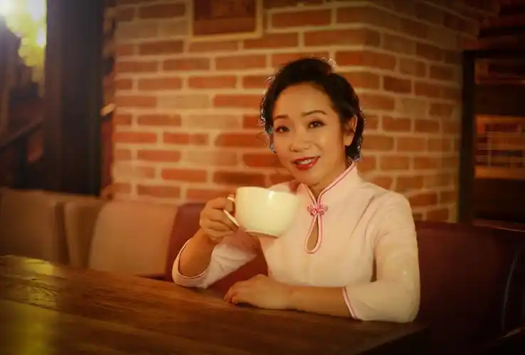 爱喝咖啡的女人,你是谁