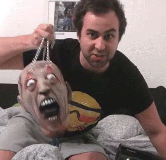 兄弟面具吓人恶作剧gif动图_动态图_表情包下载_soogif