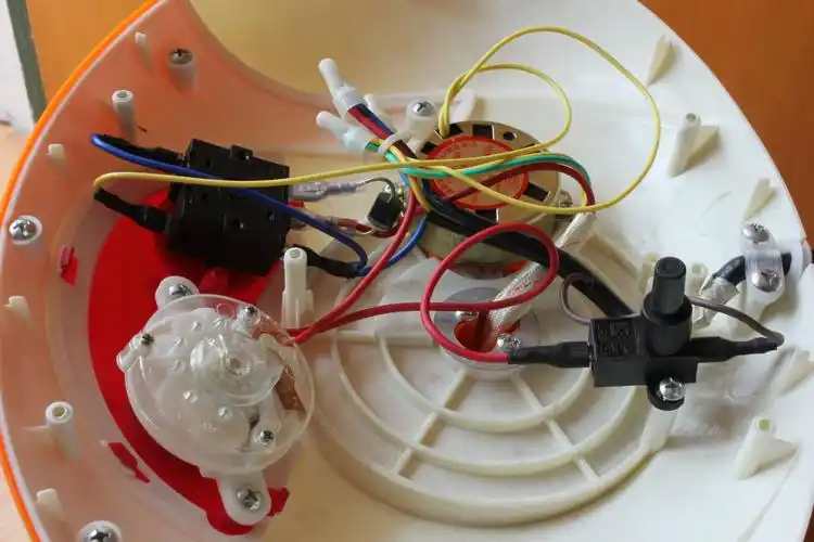 我的取暖器不能调节温度了,原先有两档可调,现在换两档结果一个样,都