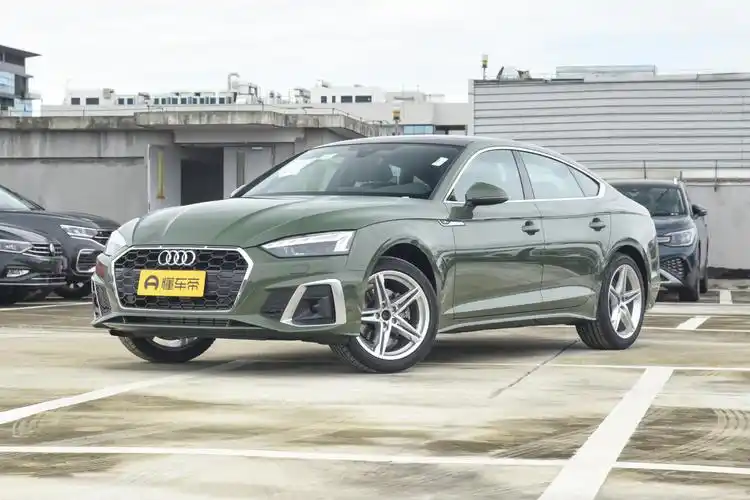 实拍奥迪a5,高颜值轿跑车,值得选吗?