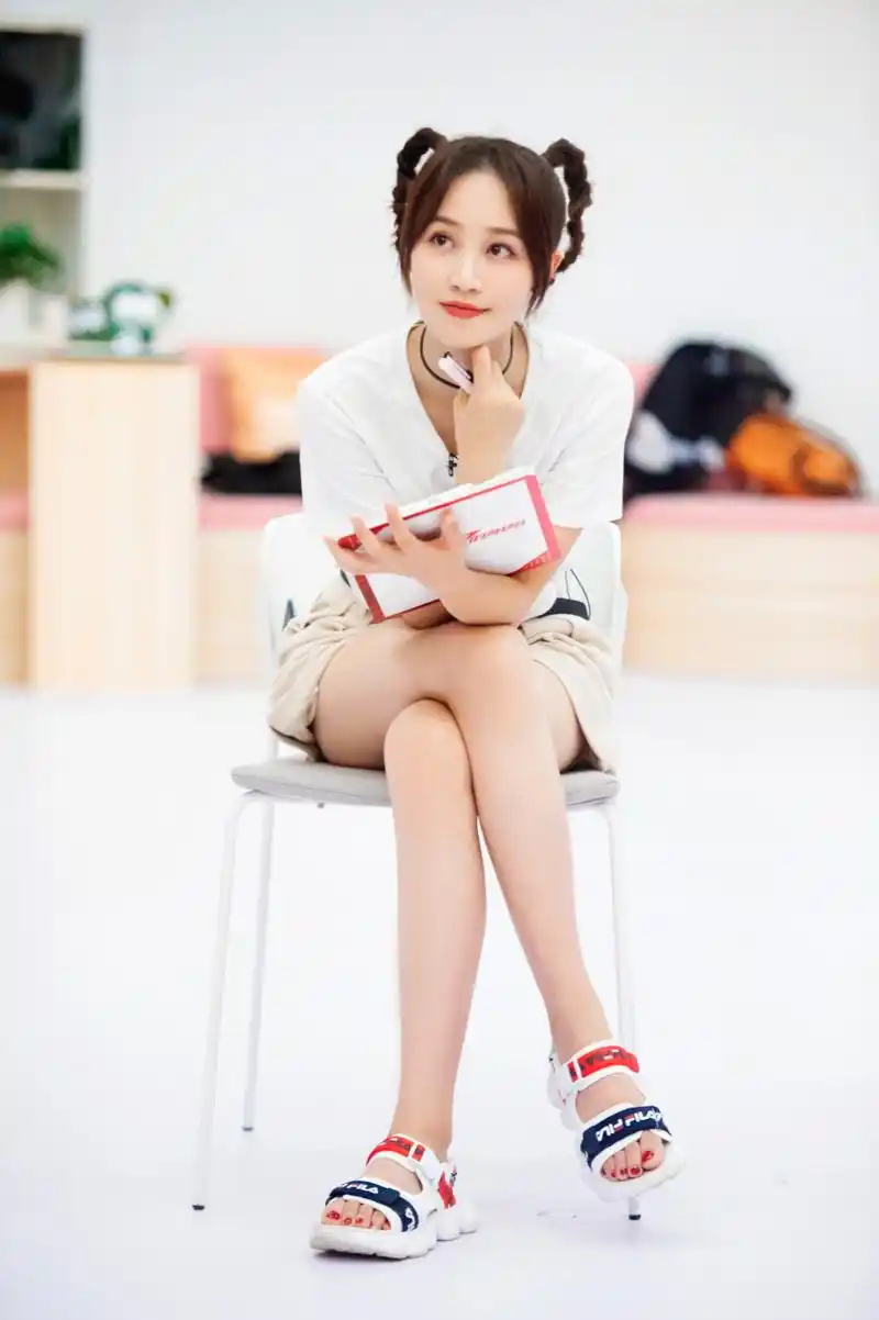 蓝盈莹  美腿玉足合集[三哈]