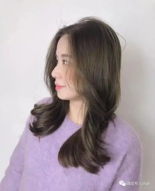 2020年流行"热烫发"