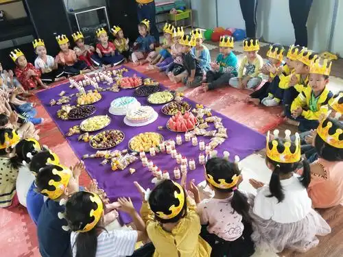 爱民幼儿园九月份宝宝生日会