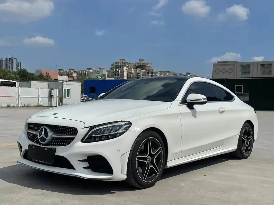 新到奔驰c260轿跑(进口)双门四 - 抖音