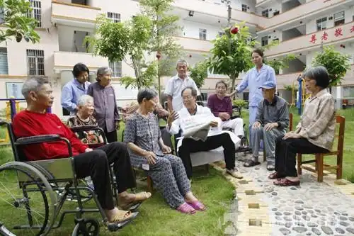 容县试行"医养结合"养老模式 卫生院附设疗养院_容州府健康网