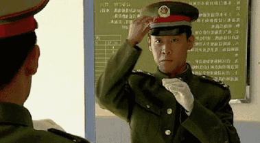 塑造了一系列军事题材形象之后,张译开始反思自己不能因为当过兵就