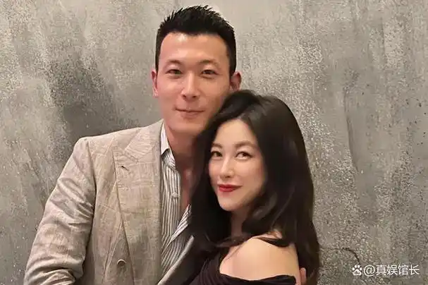 事实证明,"美出新高度"的朱珠,早已走上了另一条"康庄大道"-风君小屋