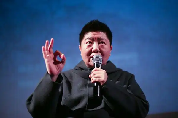 田沁鑫谈北京法源寺这部阳刚的男人戏就是排给女人看的