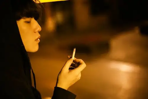 标题:给我一支烟的时间.(新人作品,请多指教)