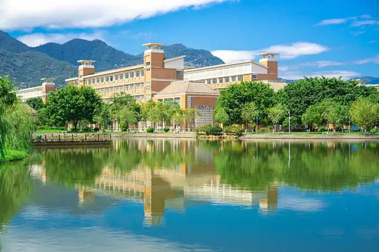 "最美校园竞晒"作品征集活动照片类优秀作品《我眼中的福师大》