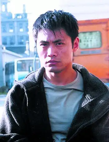 邵兵写真-350x454.29k.-明星写真馆n63.com