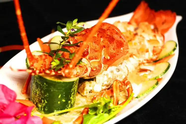 蒜蓉开边波士顿龙虾图片