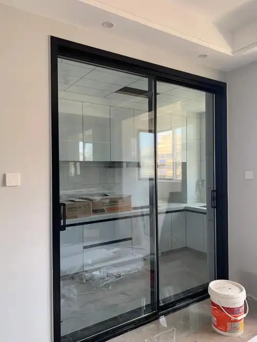 厨房极窄推拉门灰玻