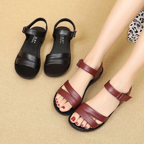 妈妈凉鞋女款夏季平底奶奶中年防滑软底老人老太太舒适中老年真皮