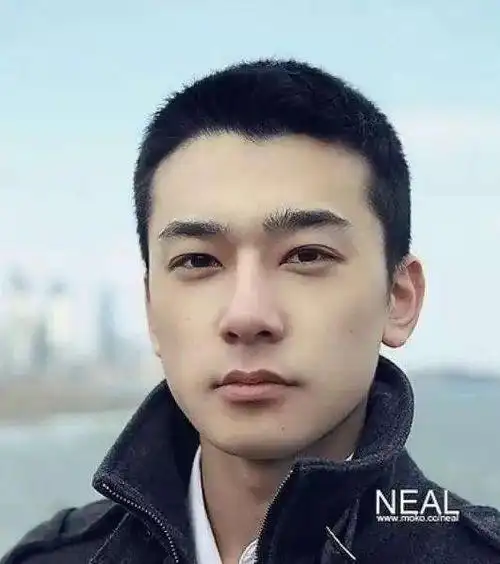 男生圆寸板寸毛寸头发型有什么不同3