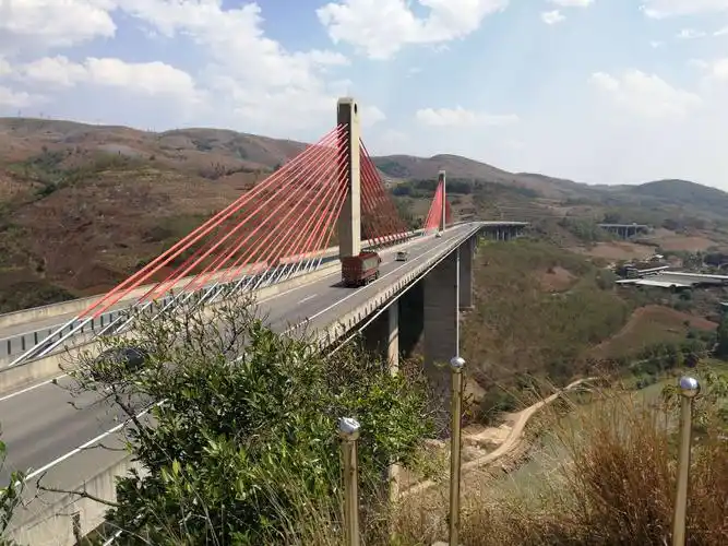 南盘江特大桥雄姿