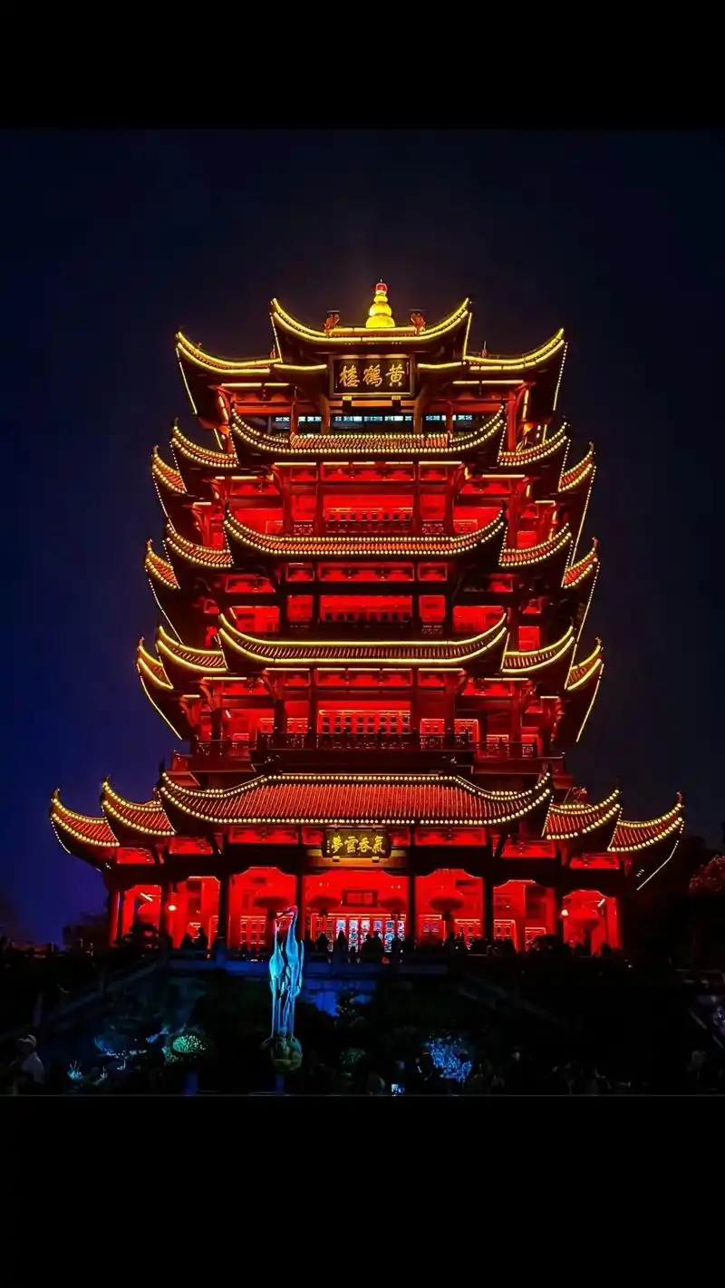 武汉夜景.武汉夜景观赏地攻略,这12个地方晚上来本土人的相册 - 抖音