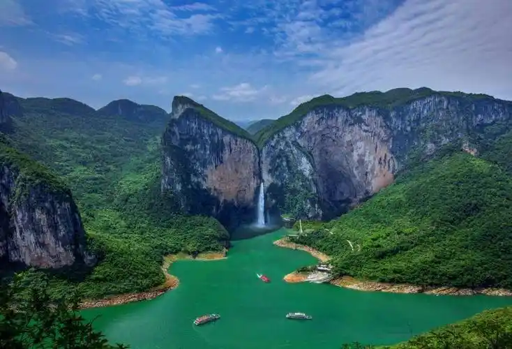 野三峡景区"蝶舞清江"(恩施州文旅局供图)"一系列重磅规划赋予恩施州