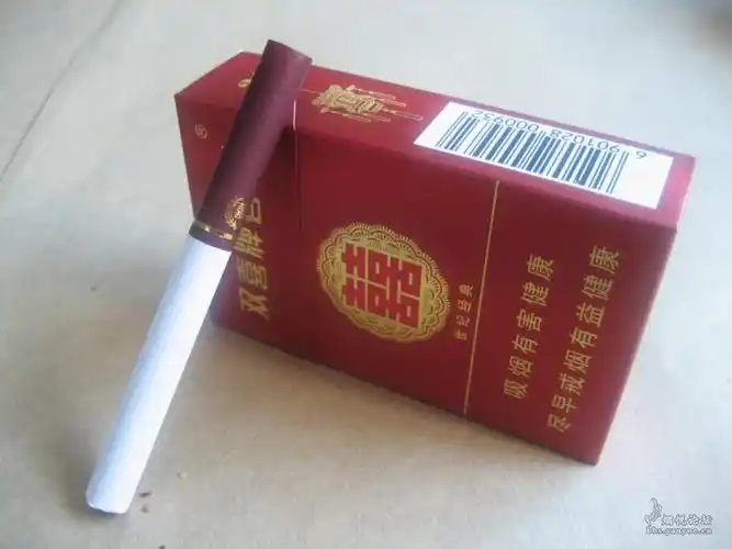 双喜硬世纪经典香烟速写
