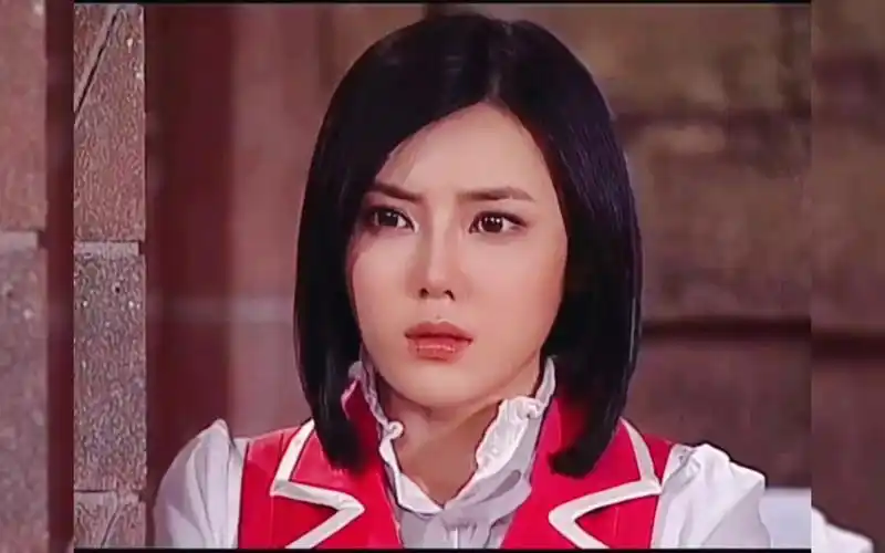 【萌学园‖女生群像】"少女的定义从来不是年轻漂亮,而是勇敢自信且