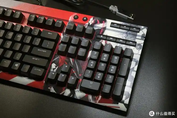 这不是海盗船k68假面骑士faiz联名?_键盘_什么值得买