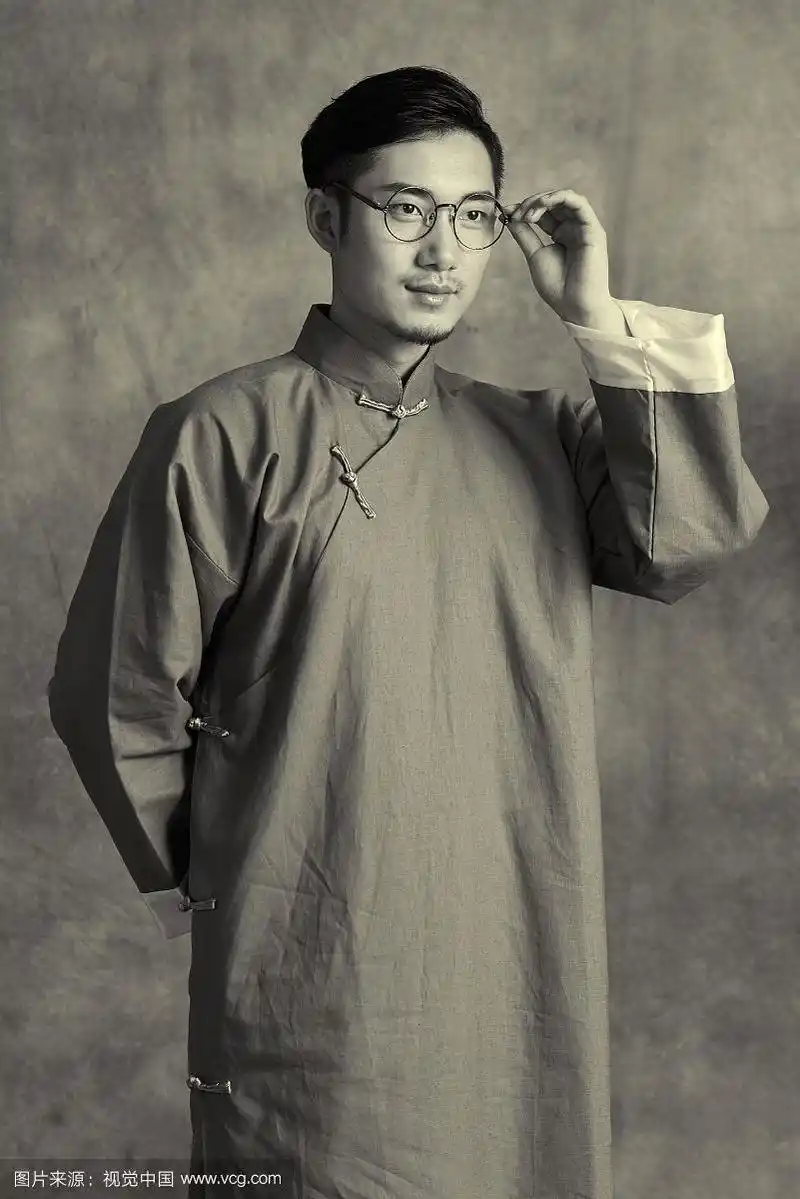 民国风青年男人